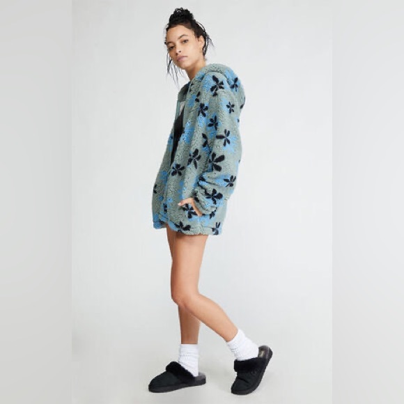 PACSUN Groovy Floral Full Zip Sherpa Hoodie - Picture 5 of 5